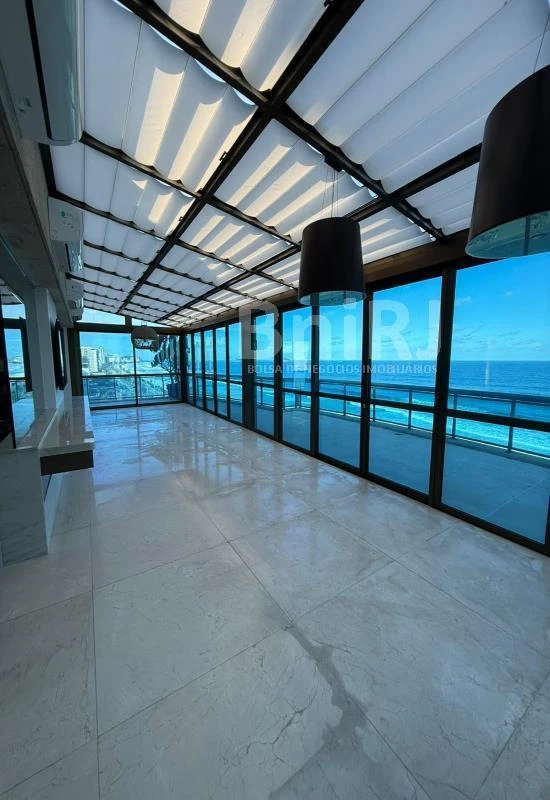 Квартира 779 м² без меблів із 4 спальнями-сюїтами — photo 32