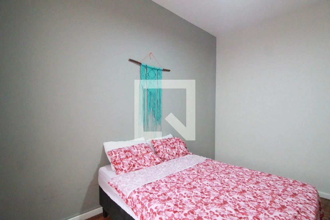 Departamento de 1 dormitorio con piso de madera o laminado — photo 9