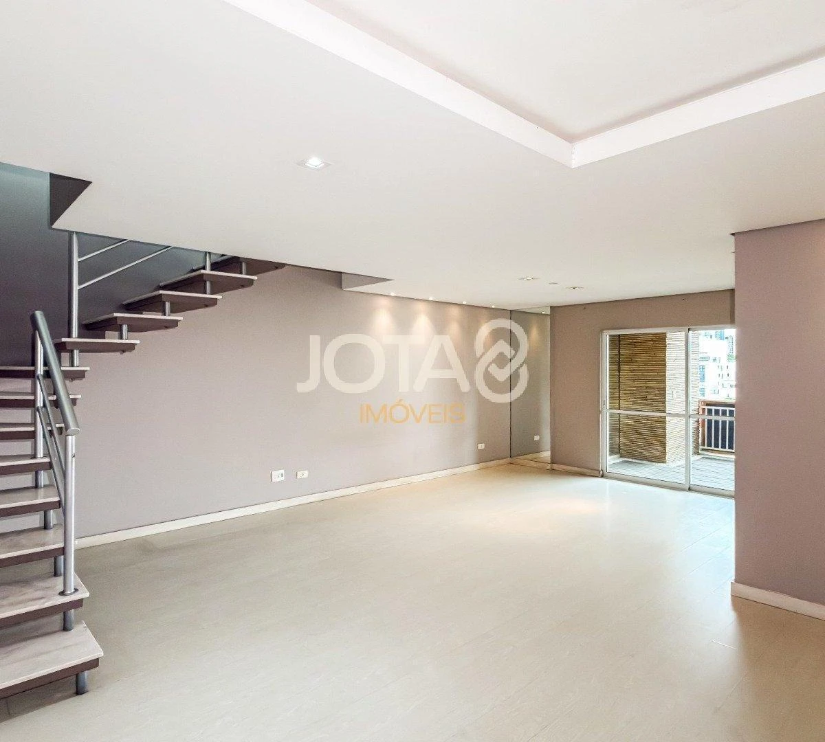 Apartment, 213 m², with a bathtub — photo 5