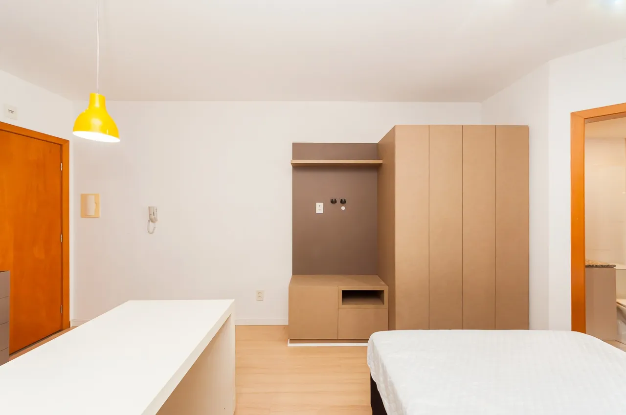 Furnished apartment with an open-plan kitchen and 1 parking spot — photo 9
