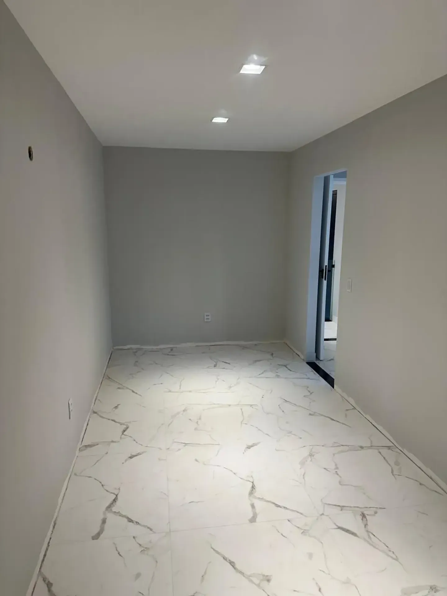 Casa sem mobília com 5 quartos e 5 banheiros — photo 47