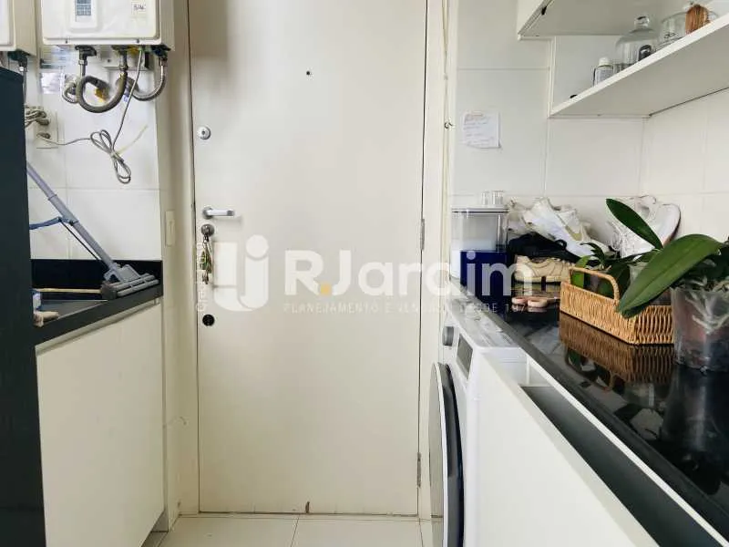 Обновлённая квартира с 3 спальнями и 120 м² — photo 21