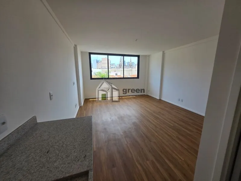 Furnished 1-bedroom apartment with open-plan kitchen — photo 17