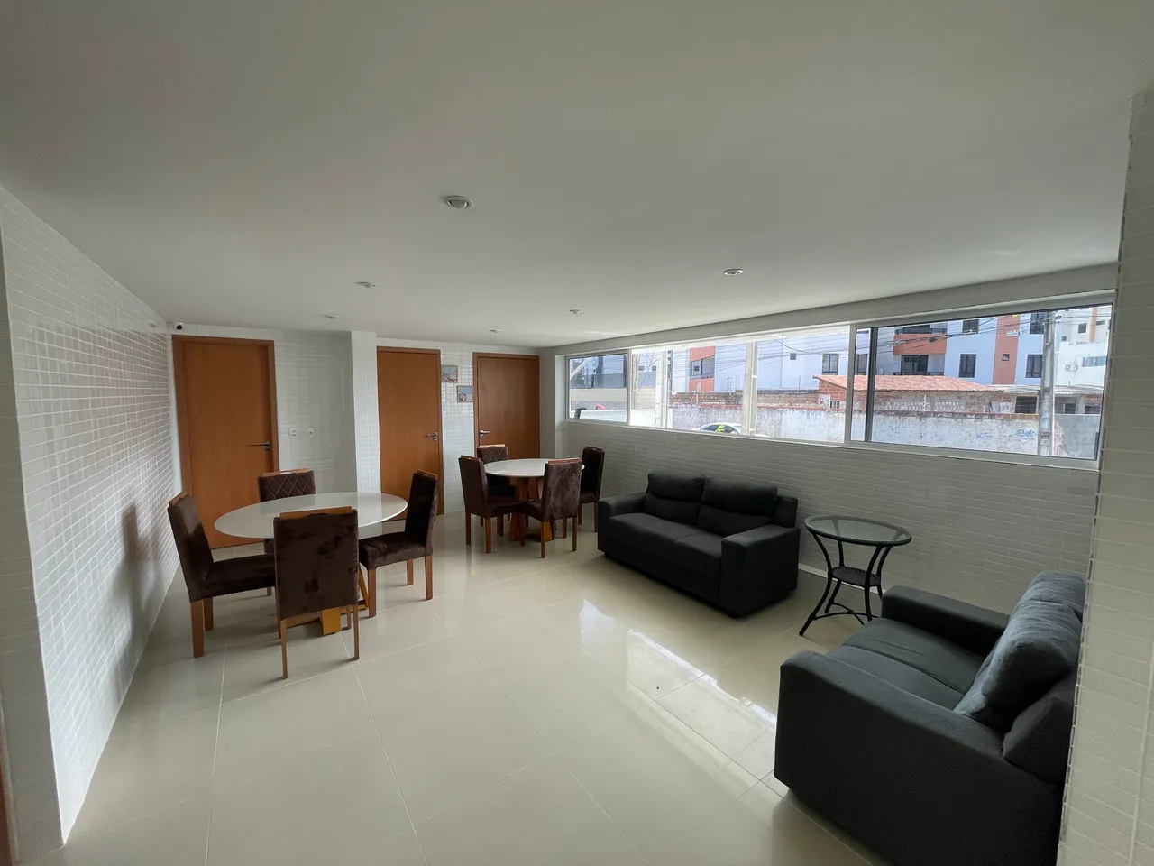 Furnished 1-bedroom apartment with a balcony — photo 14