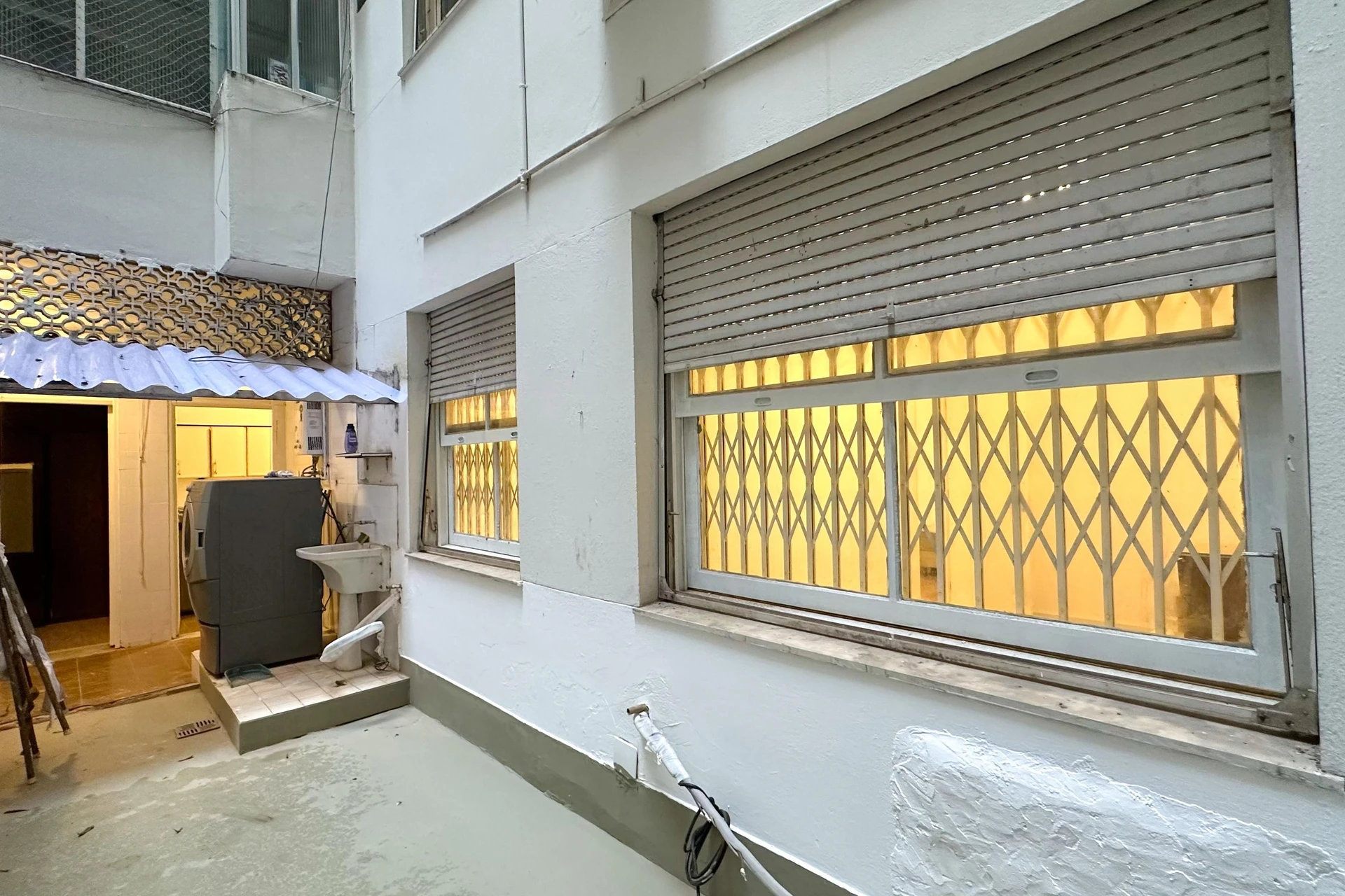 Washing machine in a 4-bedroom apartment, 168 m² — photo 8