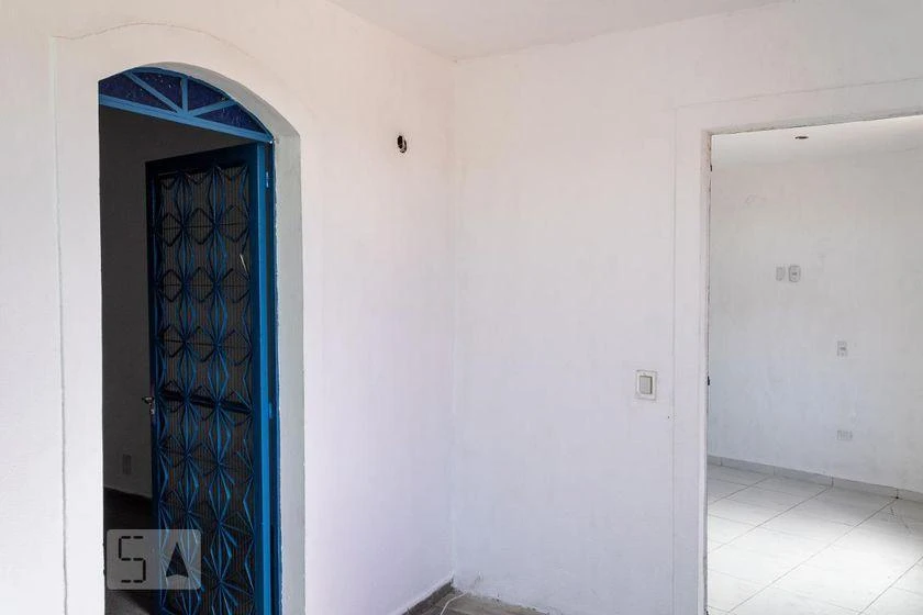 Rental house with 4 bedrooms and 200 m² — photo 9