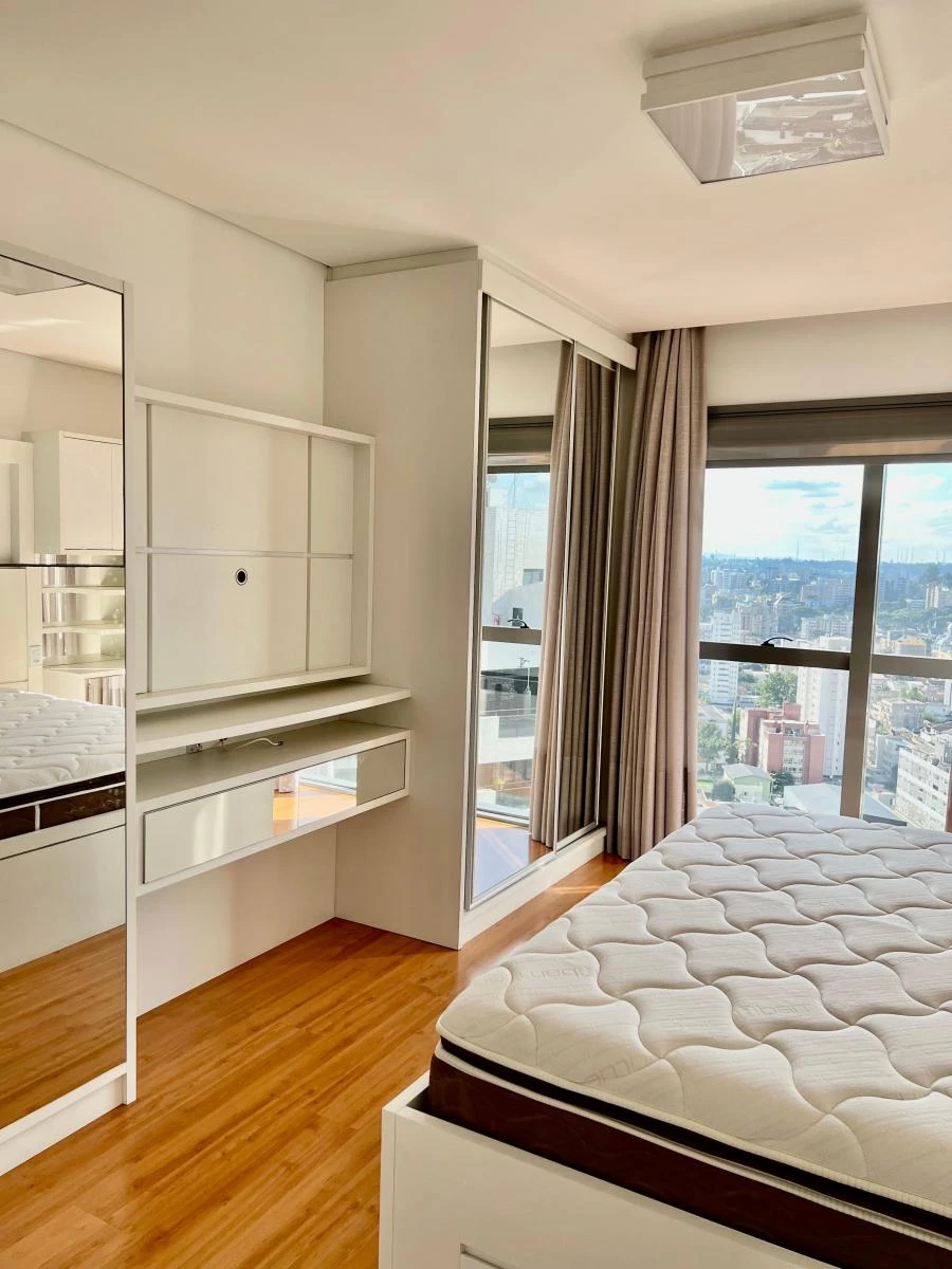 Apartamento de 190 m² con 3 dormitorios y ventanales amplios — photo 33