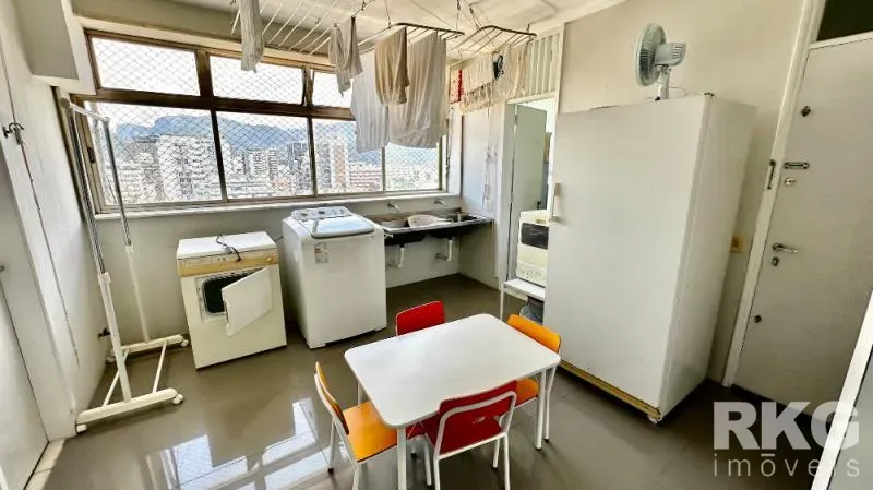 Apartamento mobiliado com 4 quartos e 5 banheiros — photo 15