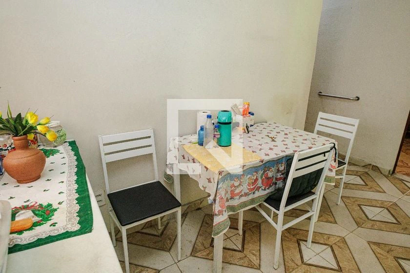 Furnished 80 m² house with 3 bedrooms and private garden — photo 17