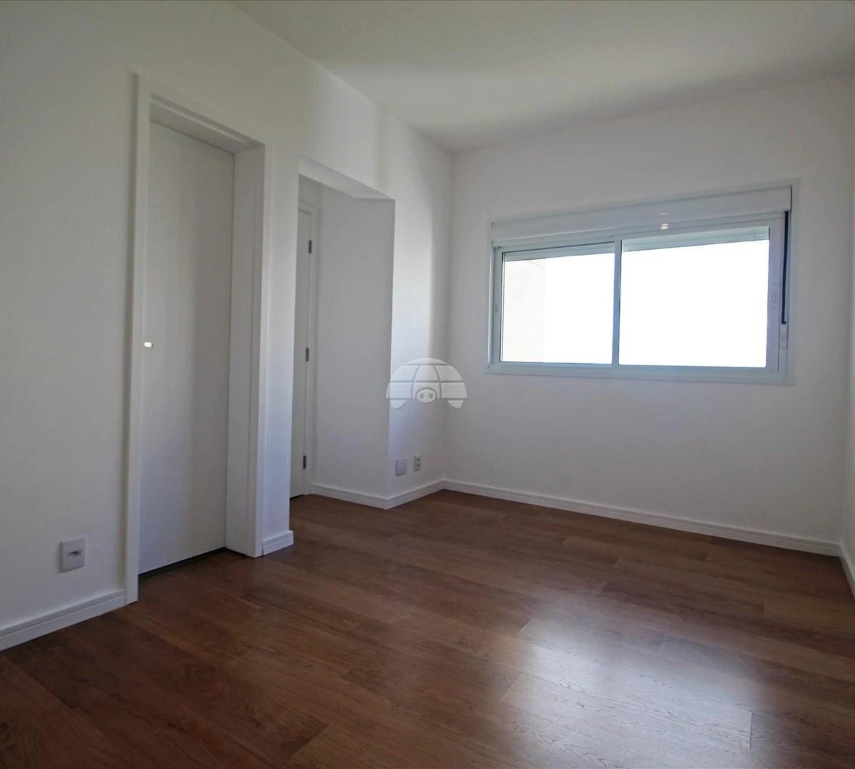 Home office in a 2-bedroom apartment, 69 m² — photo 5