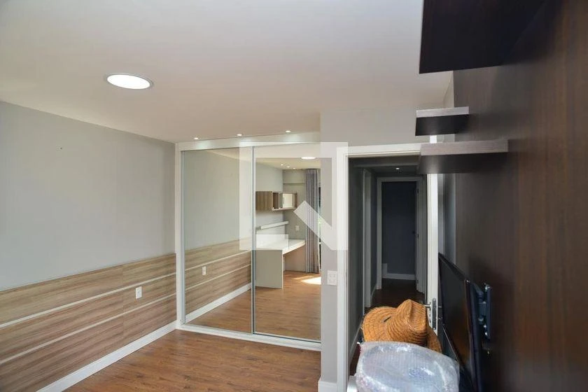 4-bedroom apartment with 250 m² and 3 en-suite baths — photo 34