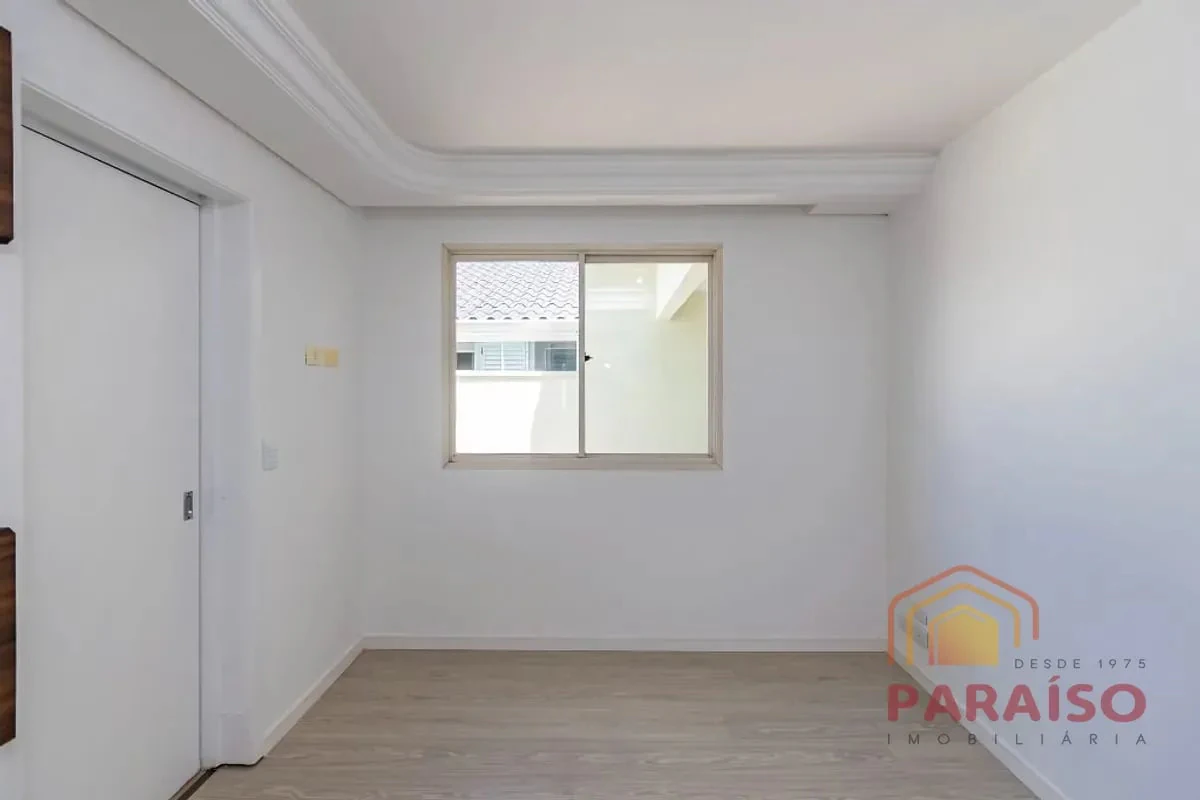 4-bedroom house with a grill on the balcony in Curitiba — photo 18