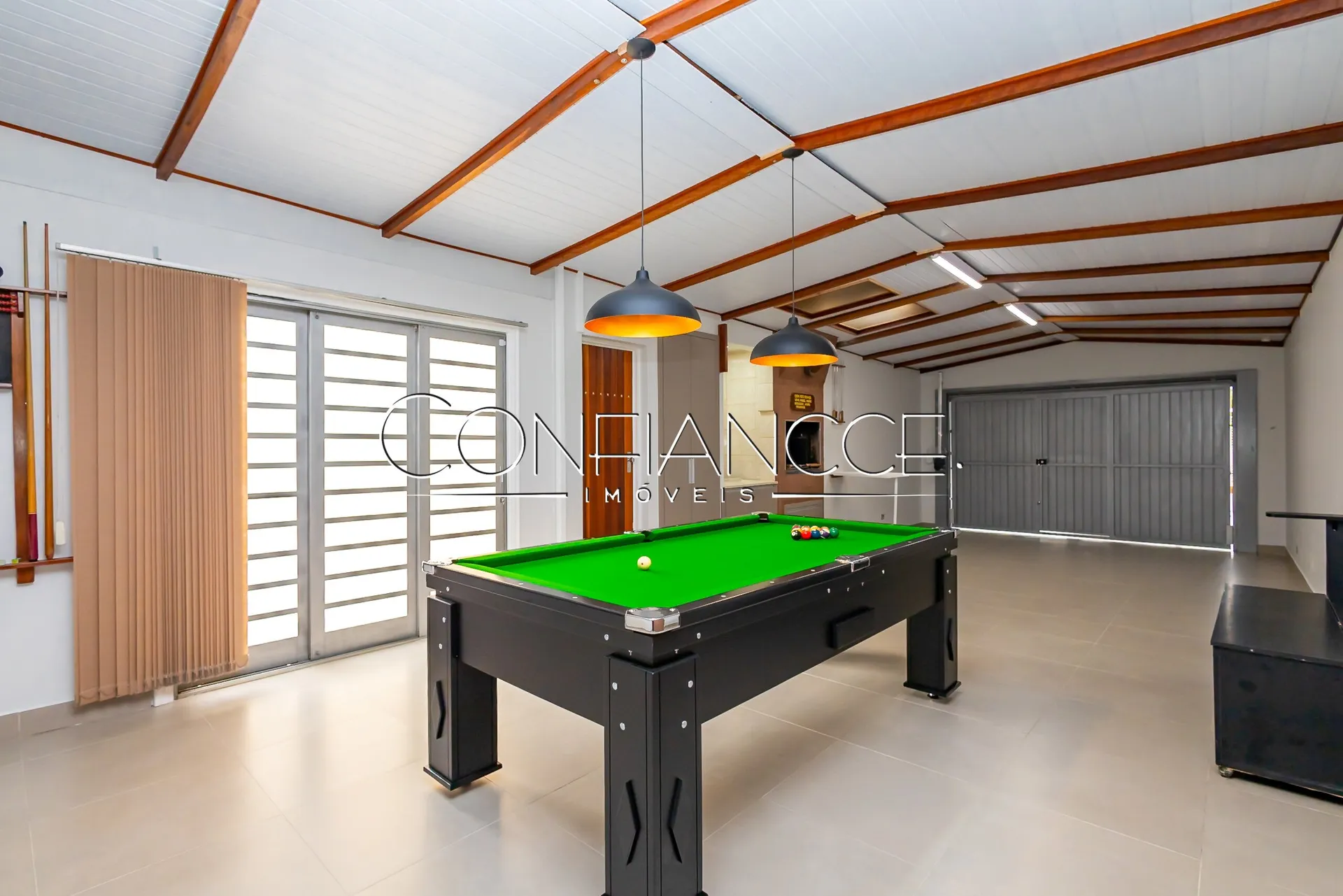 Furnished house, 228 m², with a private BBQ — photo 29