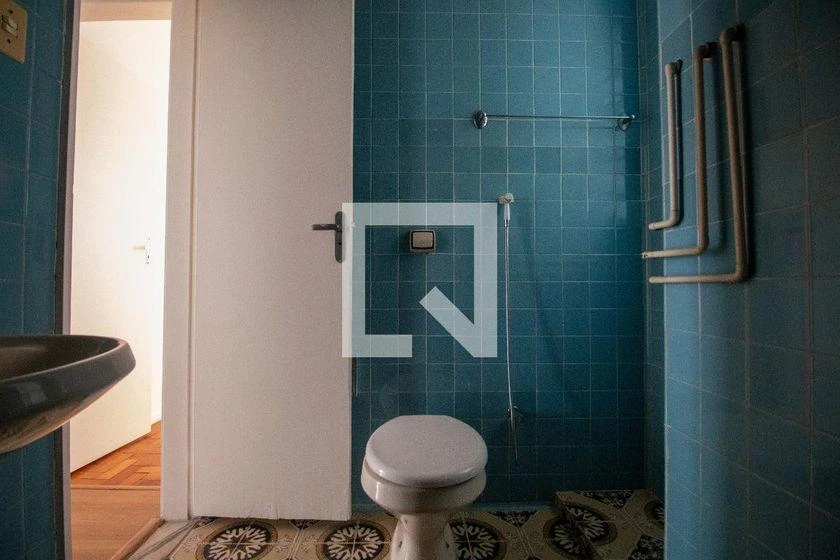 Засклений балкон та 3 спальні: квартира 92 м² — photo 33
