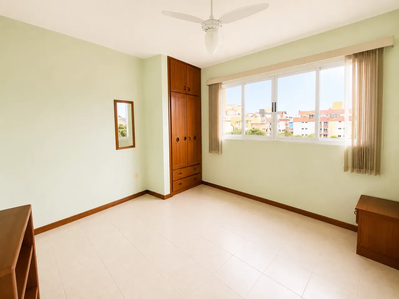 92 m² apartment with 2 bedrooms, 1 bathroom and parking — photo 36