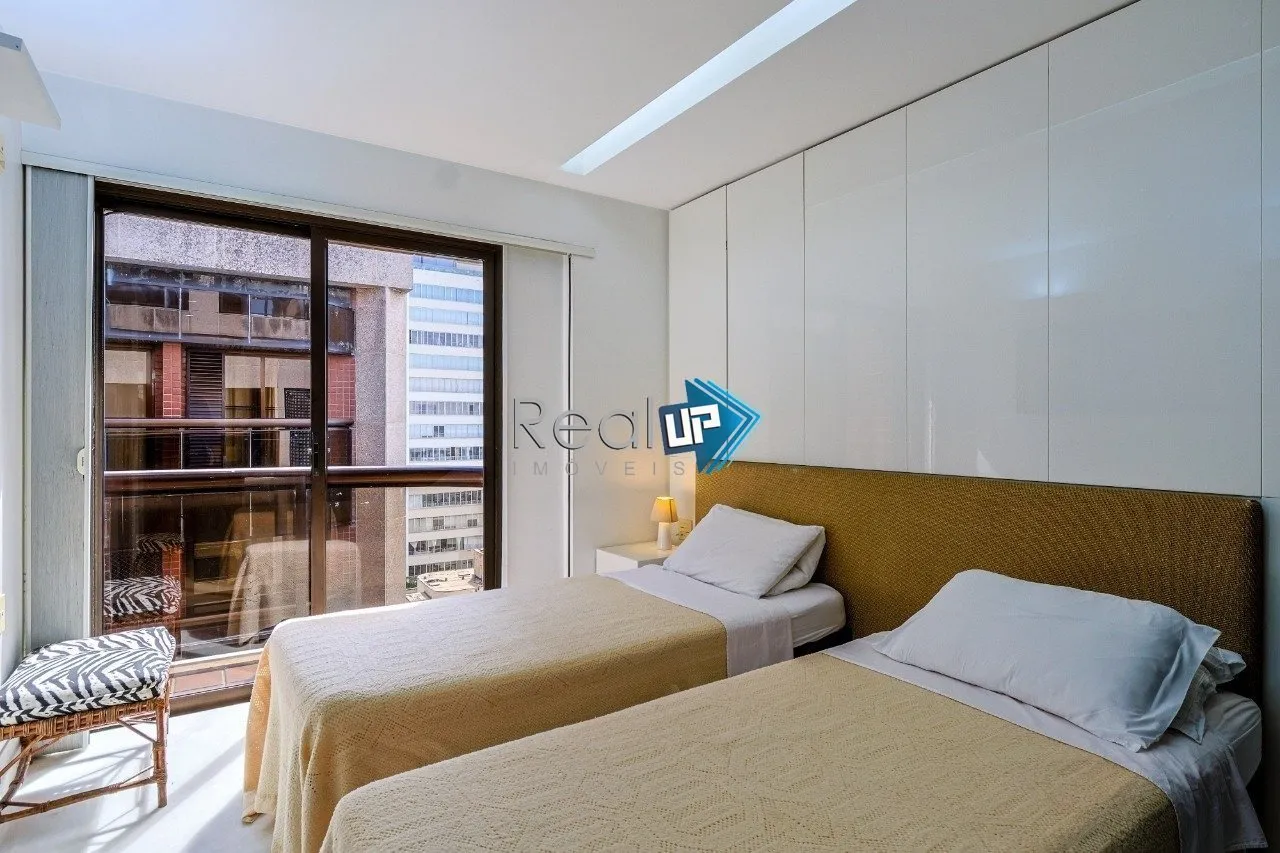 2-bedroom apartment with 2 bathrooms and 1 parking space — photo 11