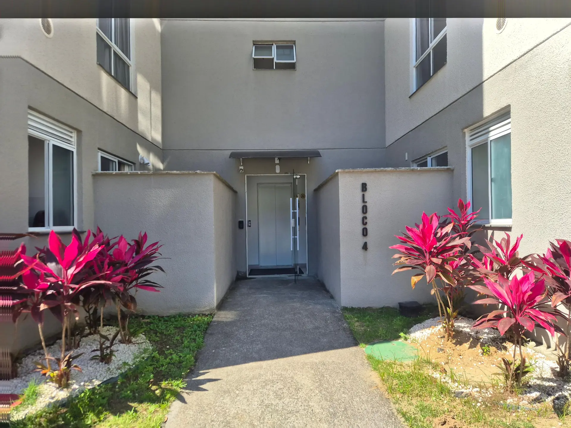 Apartamento mobiliado com 2 quartos e 1 vaga de garagem — photo 28
