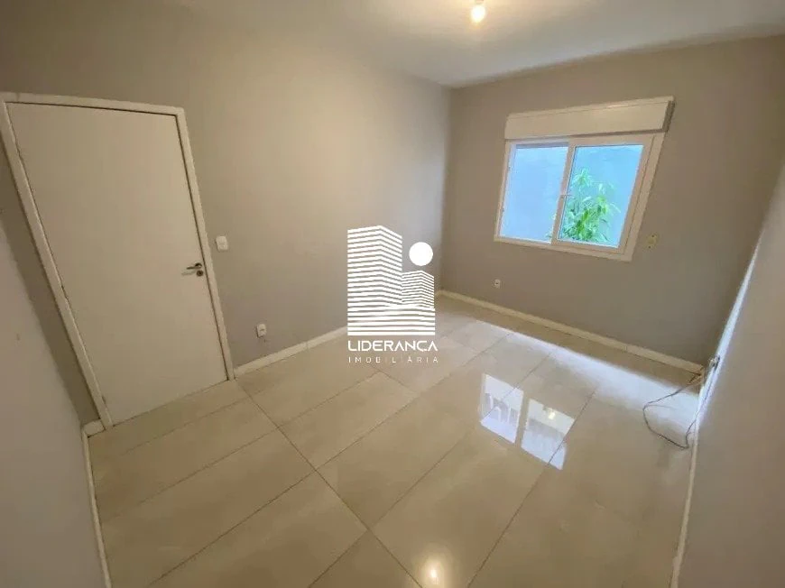 4-bedroom house with private garden and BBQ area — photo 21