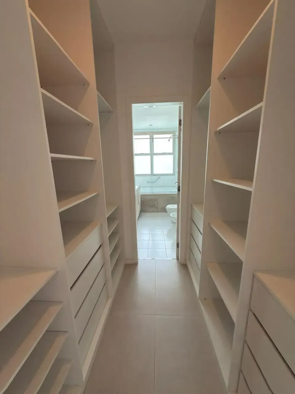 Apartamento mobiliado 4 quartos com varanda fechada — photo 20