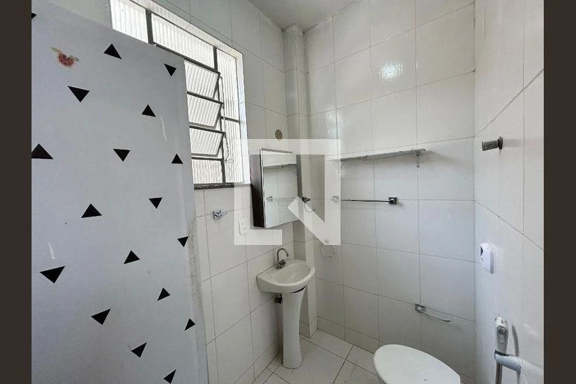 Деревянный пол или ламинат и 2 спальни: дом 80 м² — photo 22