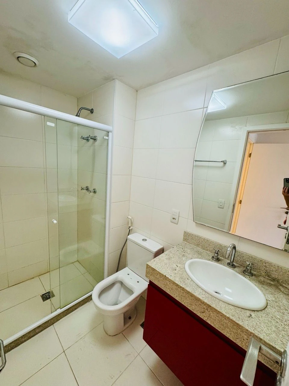 Furnished 3-bedroom apartment with an outdoor pool — photo 29