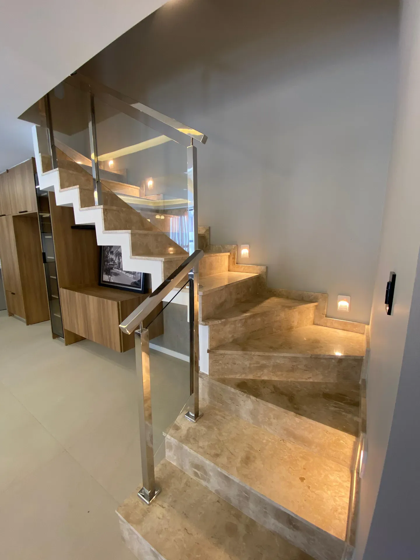 House in a gated community with 3 bedrooms and 5 baths — photo 15