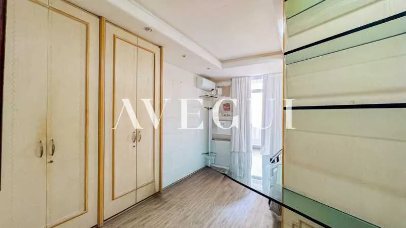 Житлова квартира з 5 спальнями-світами 363 м² — photo 27