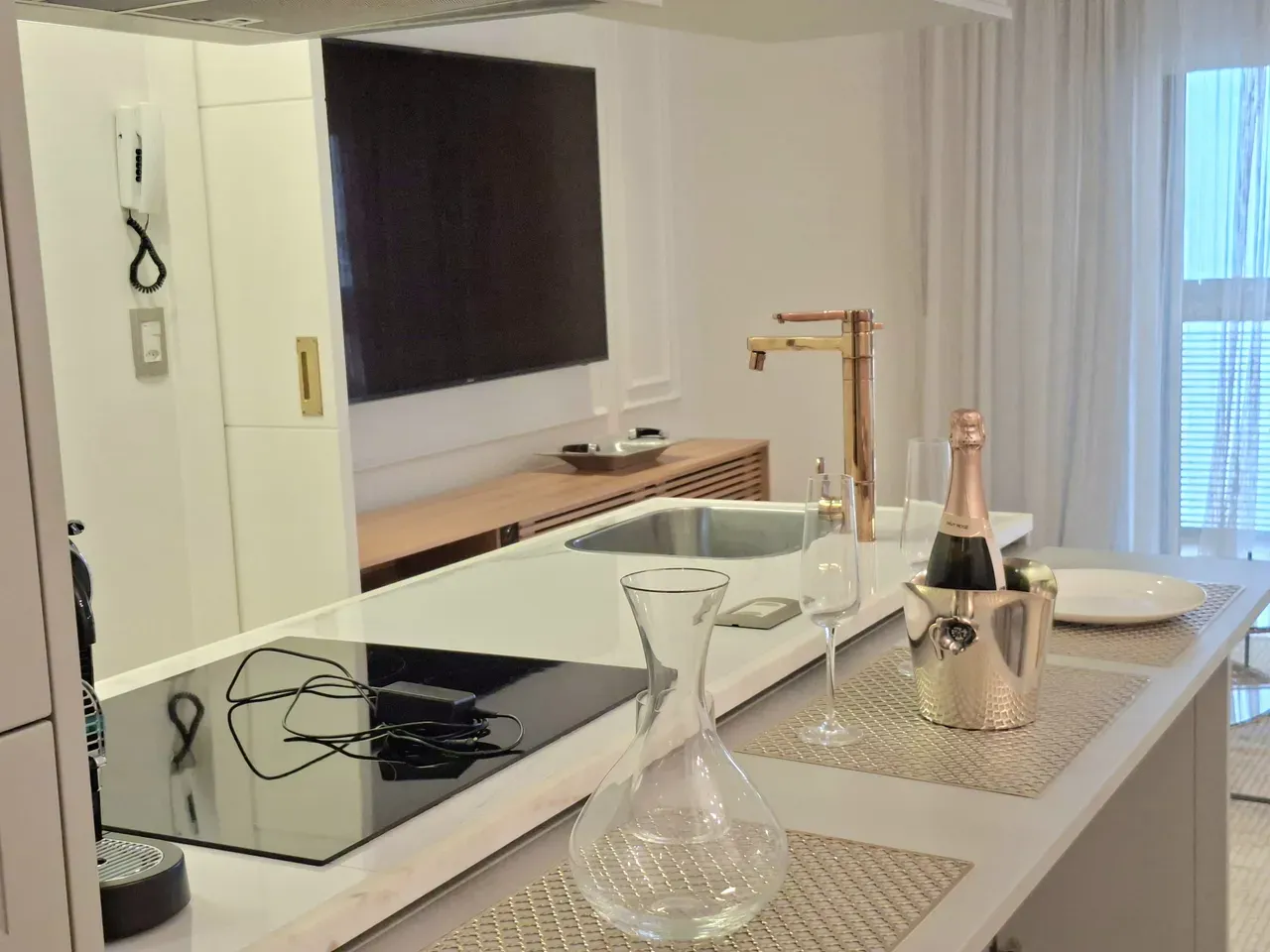 2-bedroom apartment in a building with a sauna — photo 12