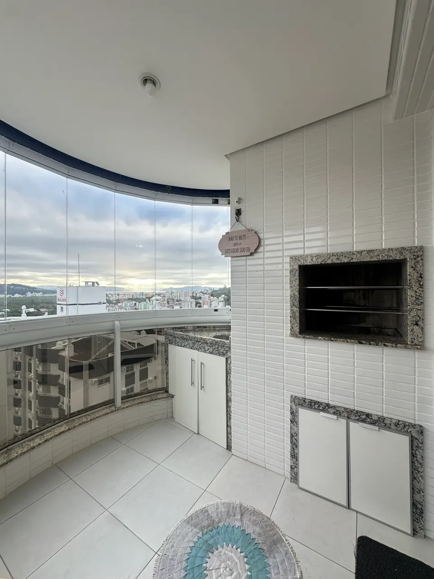 Apartamento amueblado de 2 dormitorios con suite y 74 m² en el 6º piso — photo 36