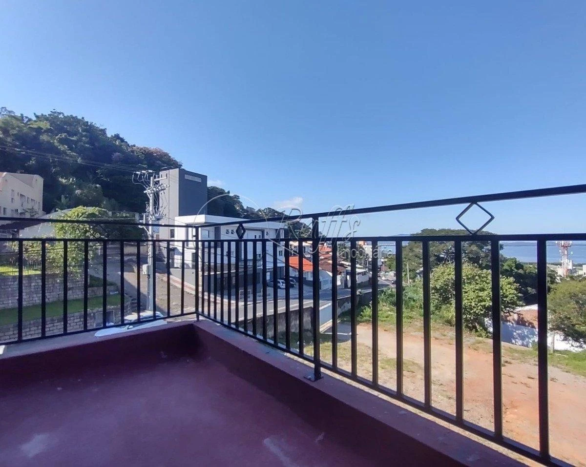Furnished studio, 23 m², with a water view — photo 6