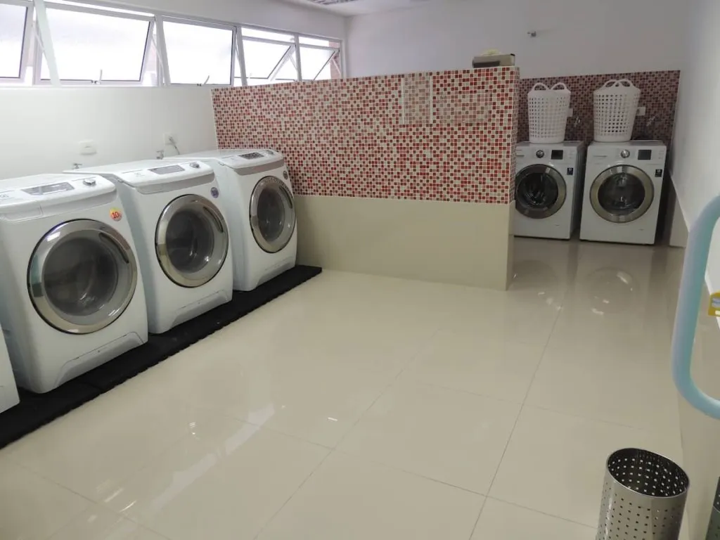 Departamento de 1 dormitorio con lavadora en Curitiba — photo 18
