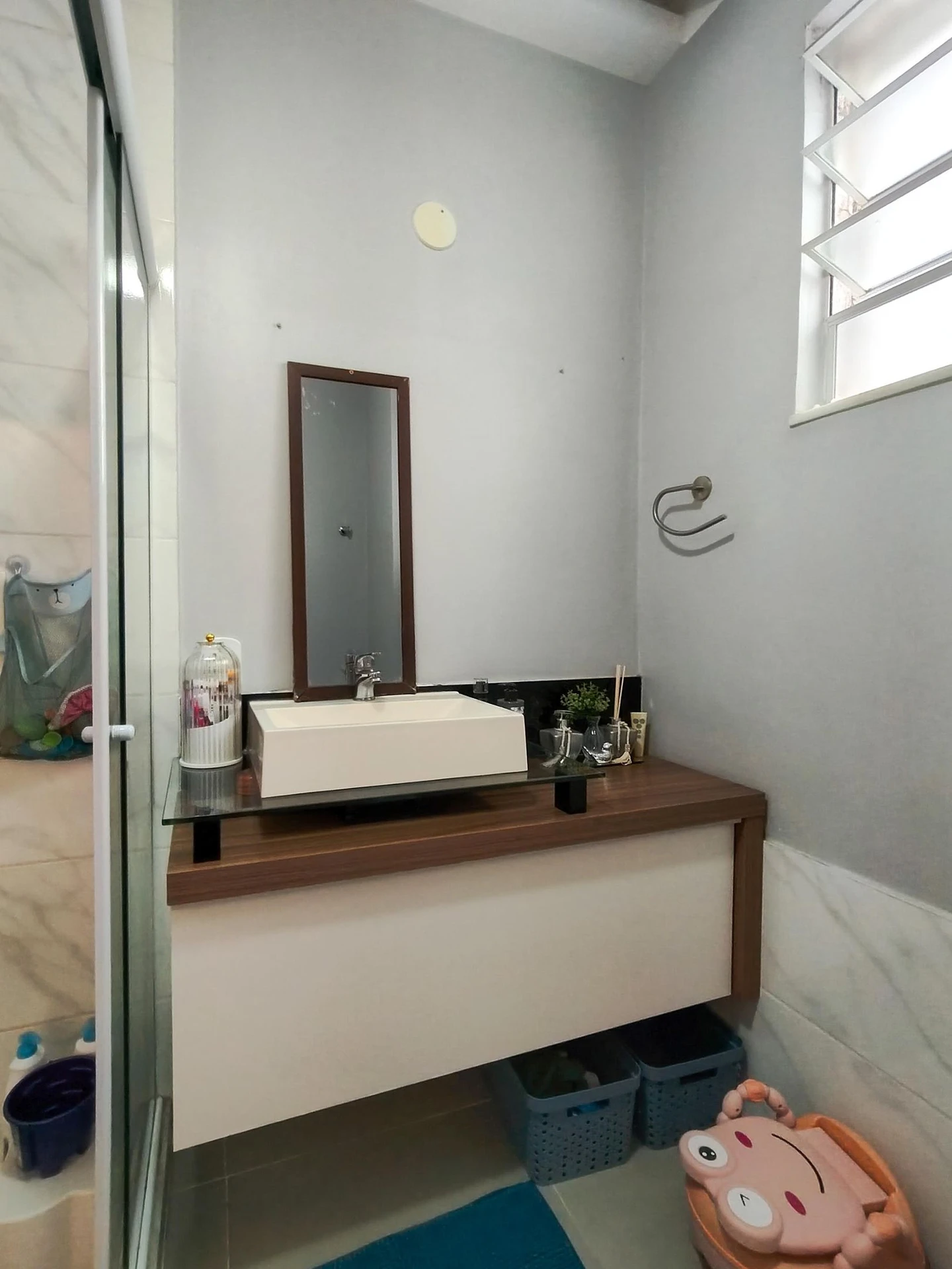 3-bedroom apartment with a mountain view in Rio de Janeiro — photo 37