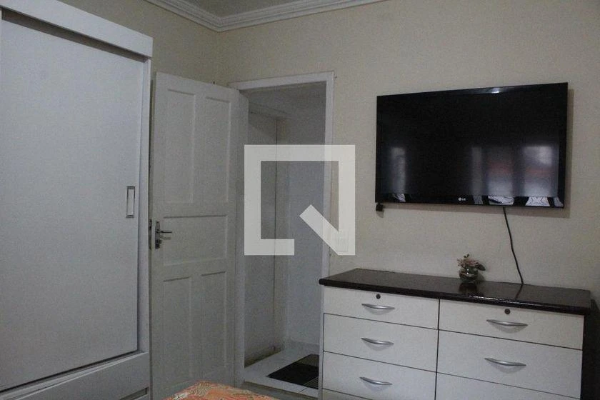 Furnished 225 m² house with 3 bedrooms and 8 parking spots — photo 38