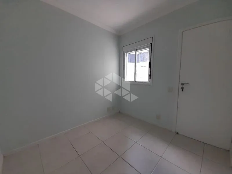 Apartamento com piso de madeira ou laminado, Itacorubi Norte — photo 33