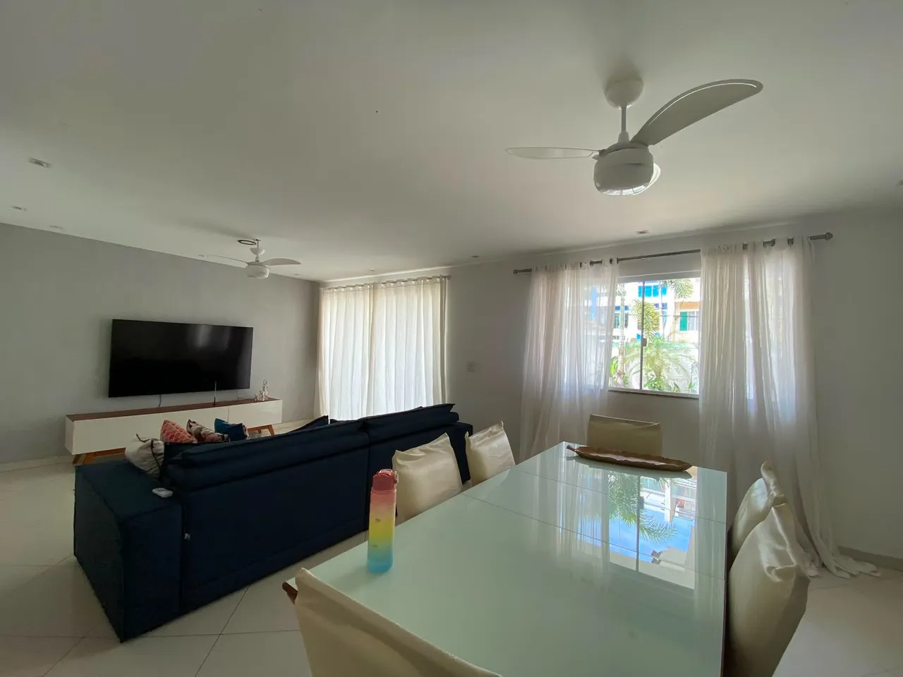 Casa amueblada con 3 dormitorios y cocina cerrada moderna — photo 2