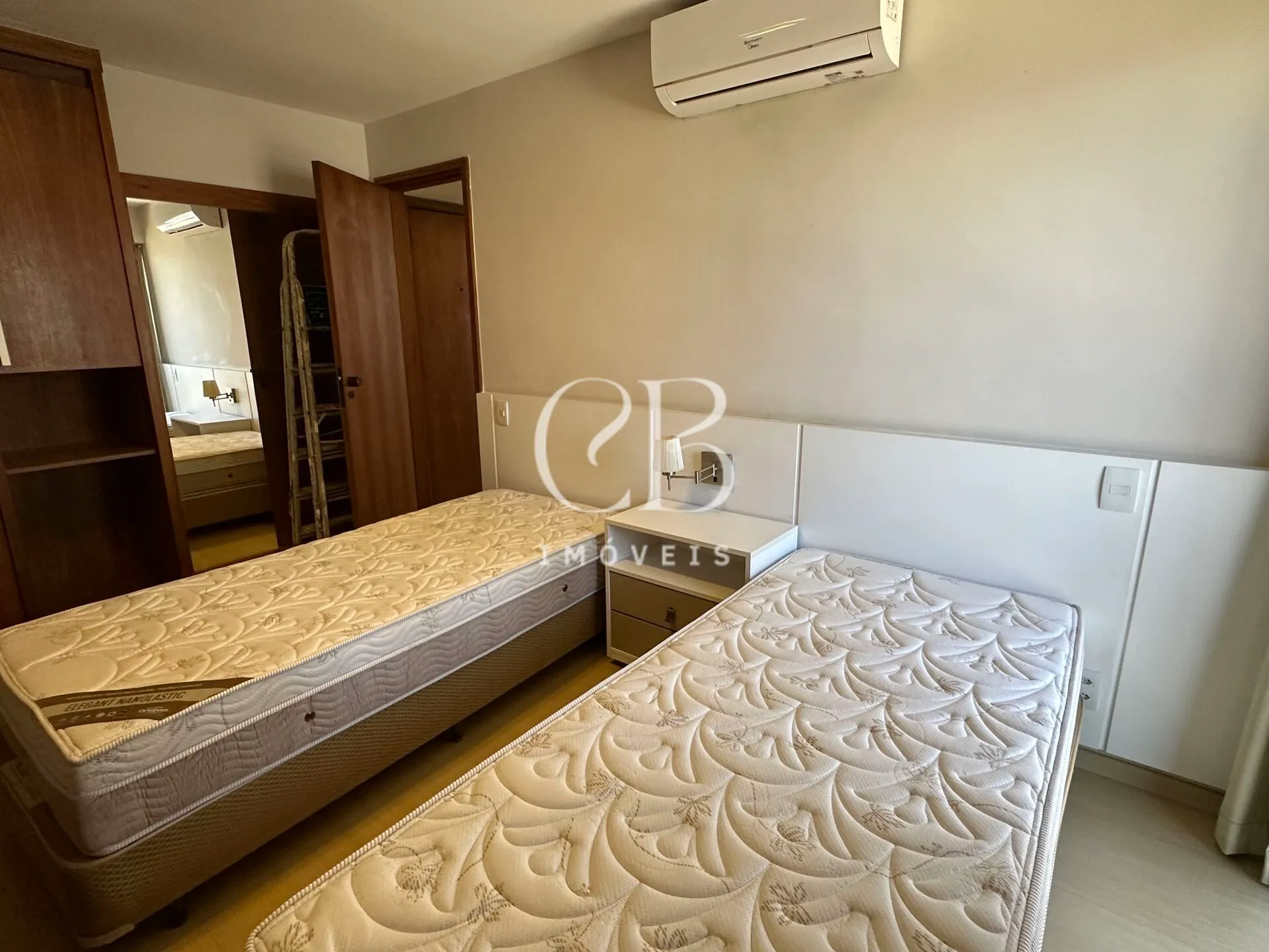 Furnished 2-bedroom apartment with 2 bathrooms — photo 20