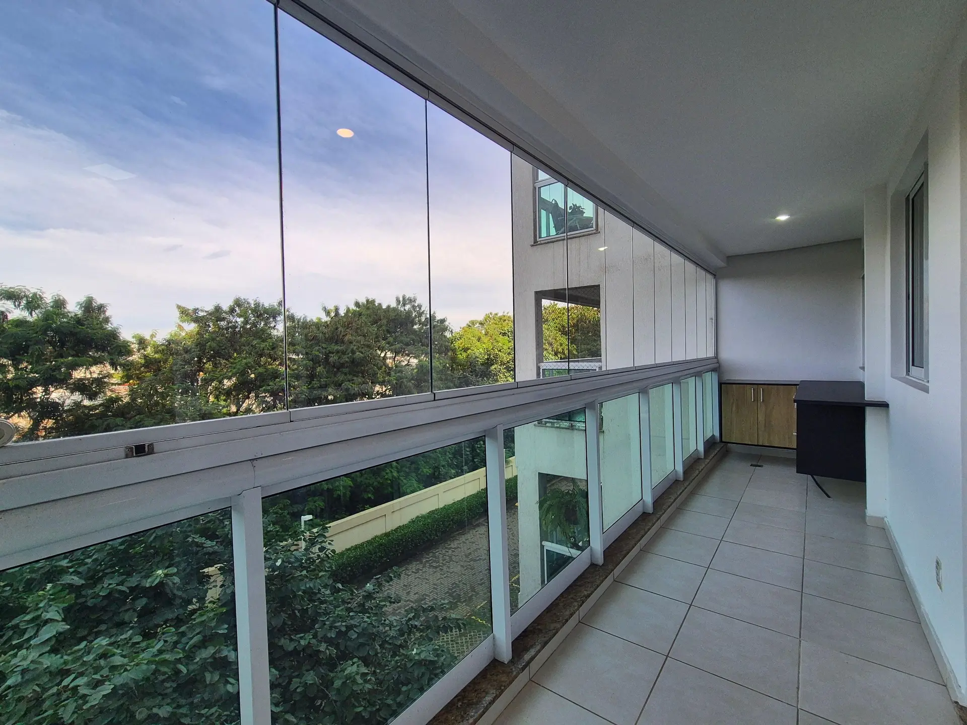 Apartment, 133 m², with a glass-enclosed balcony — photo 9