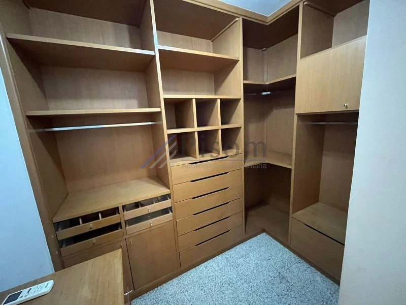 Casa de 6 quartos com ar-condicionado e 1500 m² — photo 10