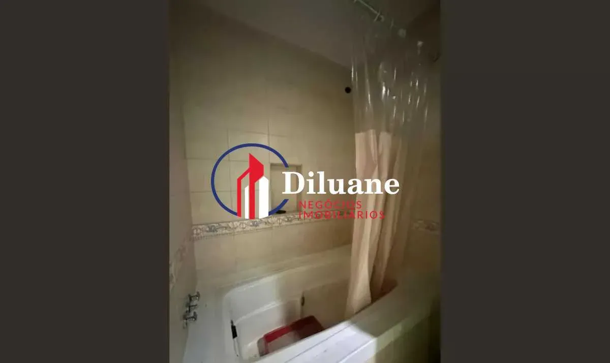 Furnished apartment with 4 bedrooms and 5 bathrooms — photo 34