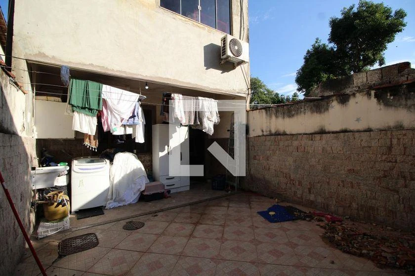 Furnished 140 m² house with 3 bedrooms and 3 bathrooms — photo 36