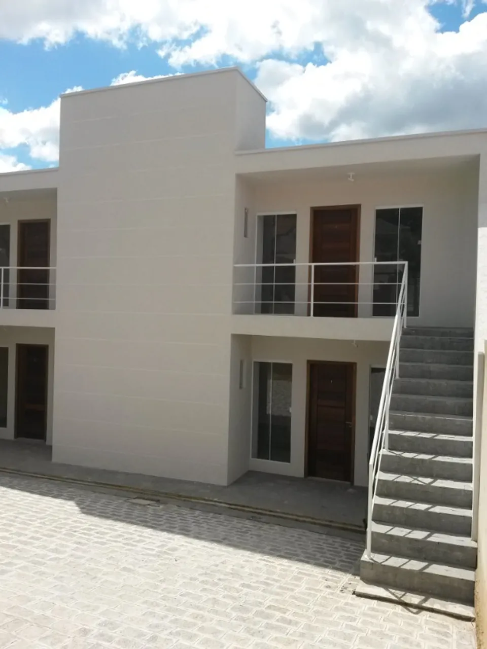 Estudio con cocina abierta y 1 plaza de aparcamiento