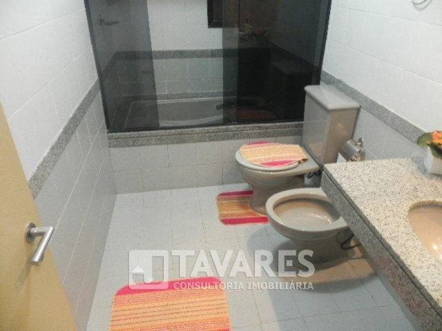 Apartamento de 70 m² com máquina de lavar e banheira — photo 9