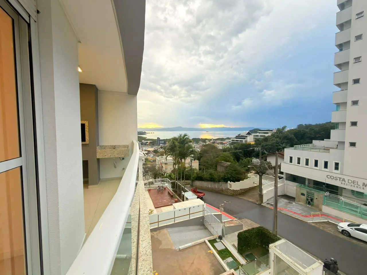 2-bedroom apartment with 75 m² and 2 parking spaces