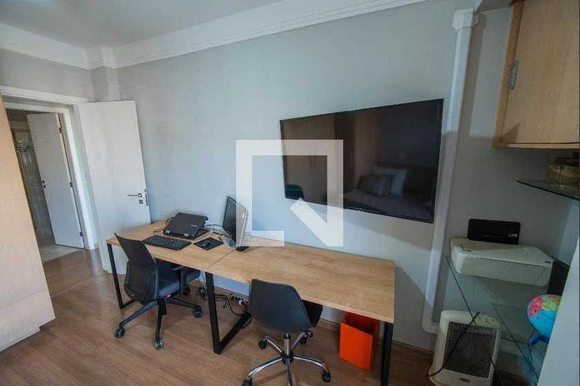 2-bedroom apartment with a home office — photo 6