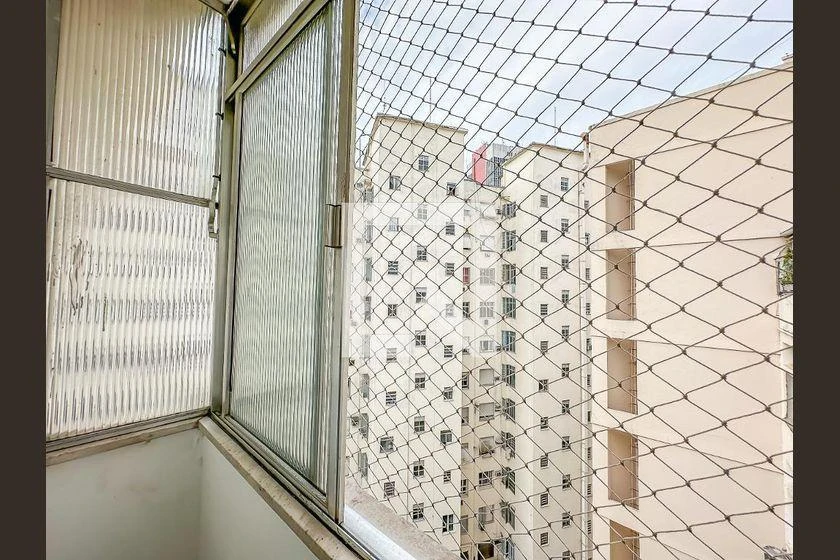 Apartamento de 3 quartos com piso de madeira ou laminado — photo 29