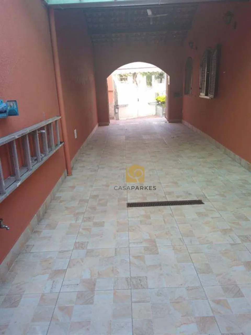 Casa mobiliada com varanda, 3 dormitórios e 290 m² — photo 18