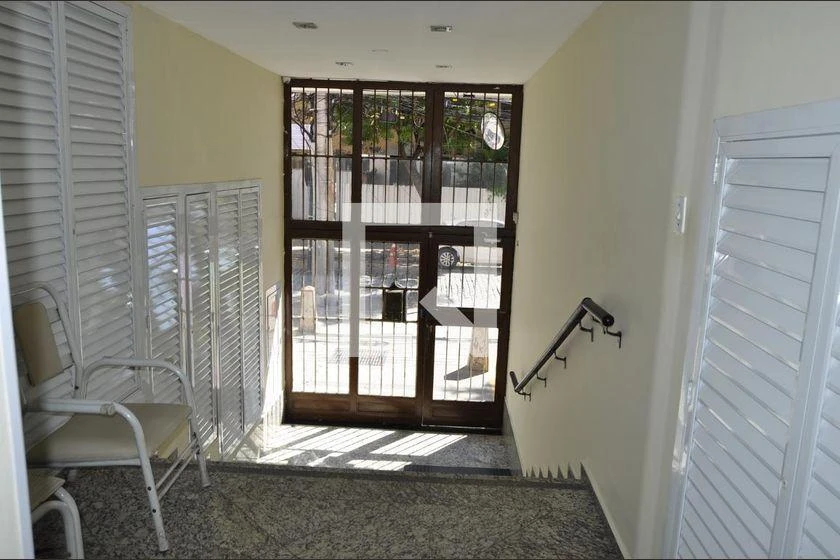 Apartamento mobiliado de 3 quartos com playground e 84 m² — photo 41