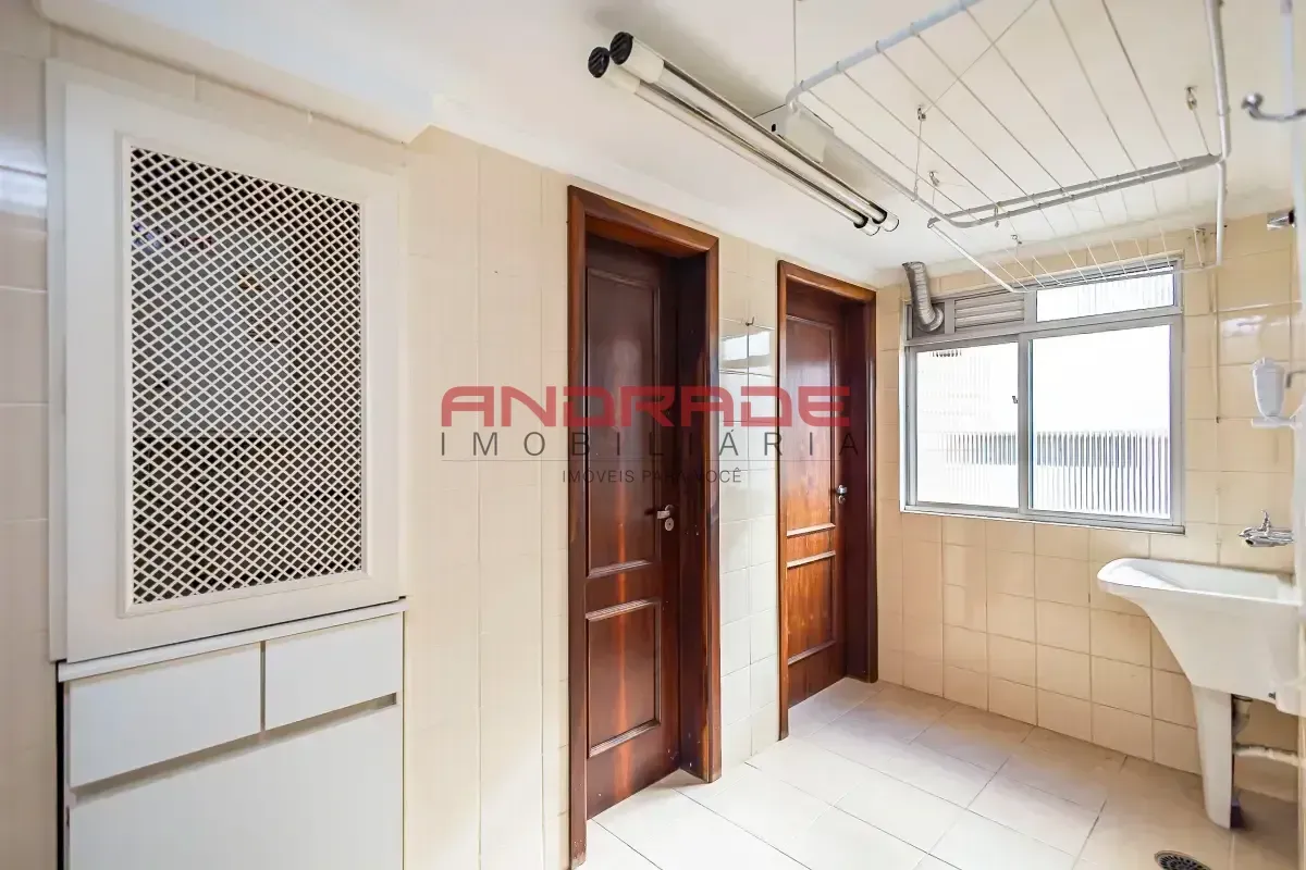 Unfurnished 3-bedroom apartment with 118 m² — photo 25