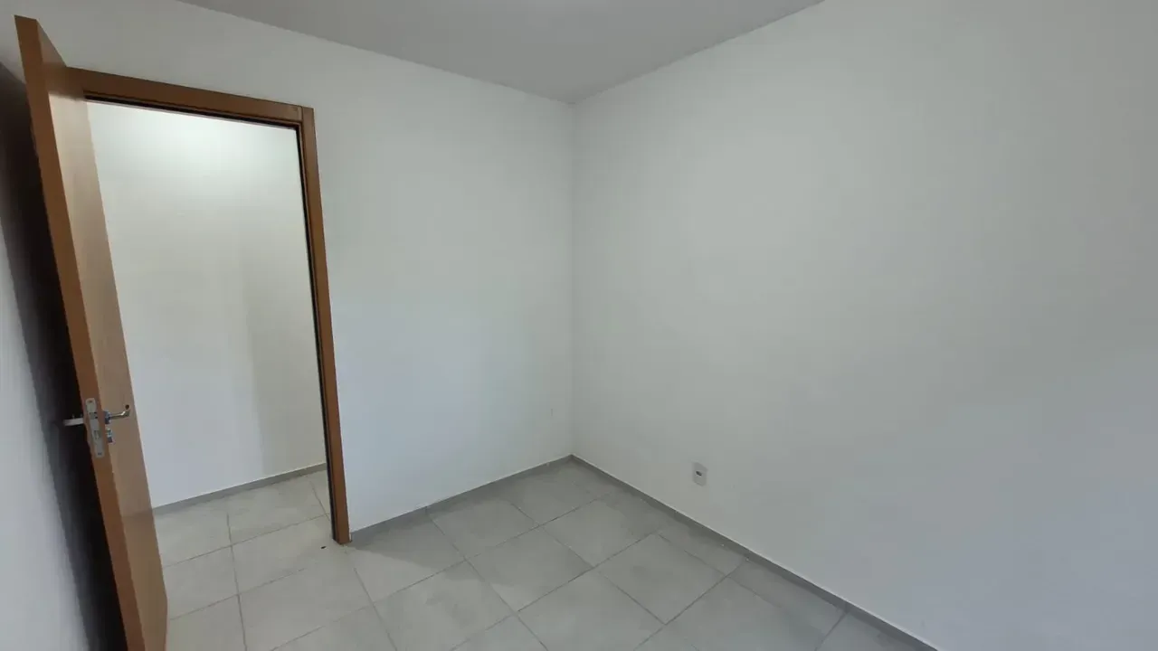 Apartamento sem mobília com 2 quartos e quintal — photo 16