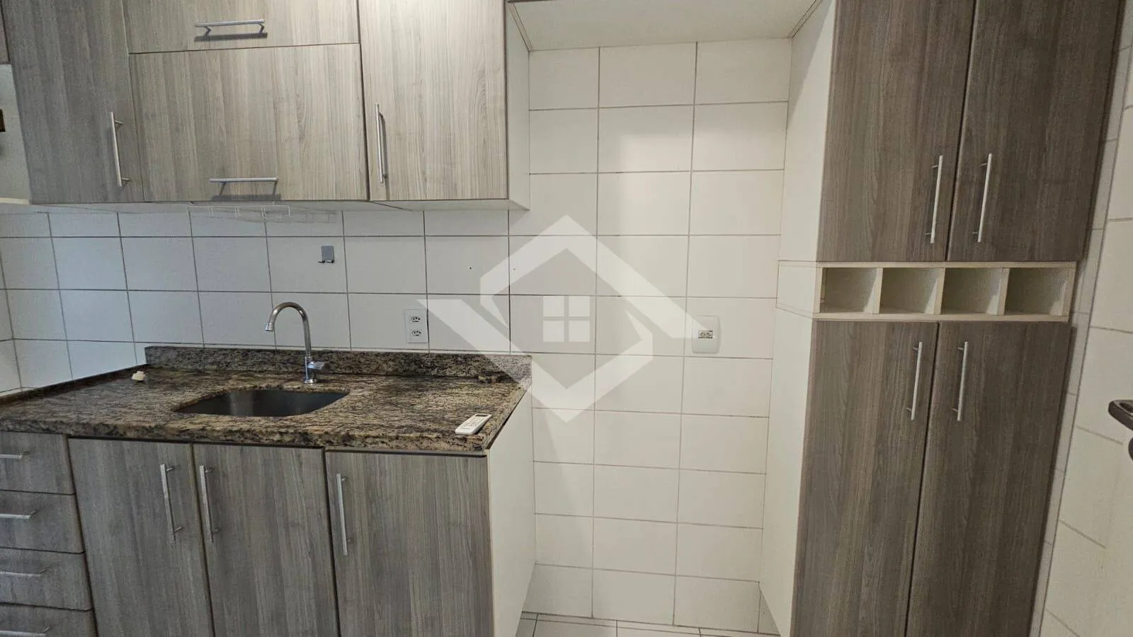 2-bedroom apartment with en-suite and a gas kitchen — photo 2